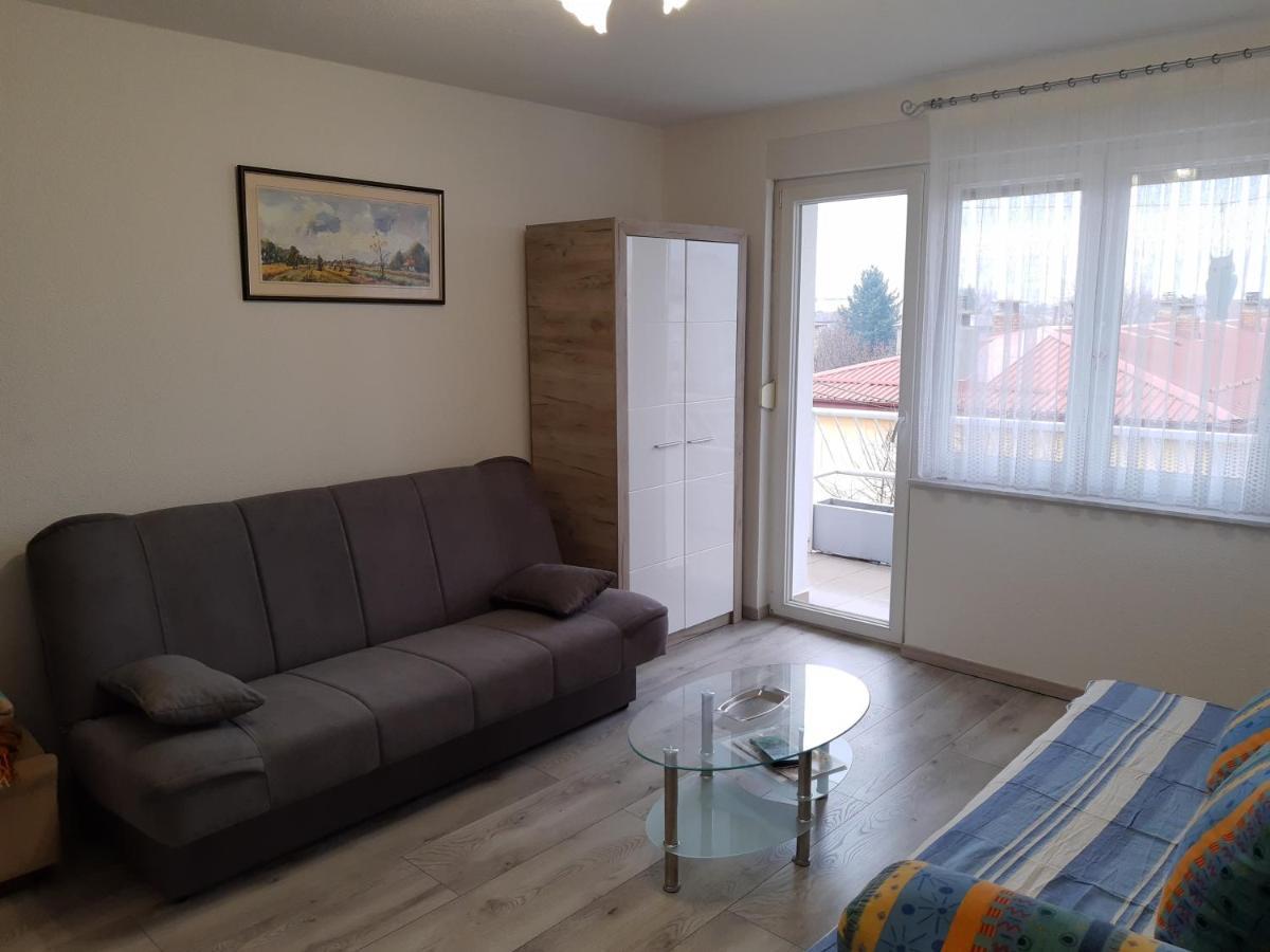 Apartman Valentic Vinkovci Exterior photo