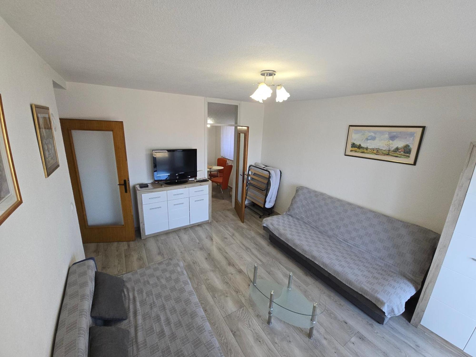 Apartman Valentic Vinkovci Exterior photo