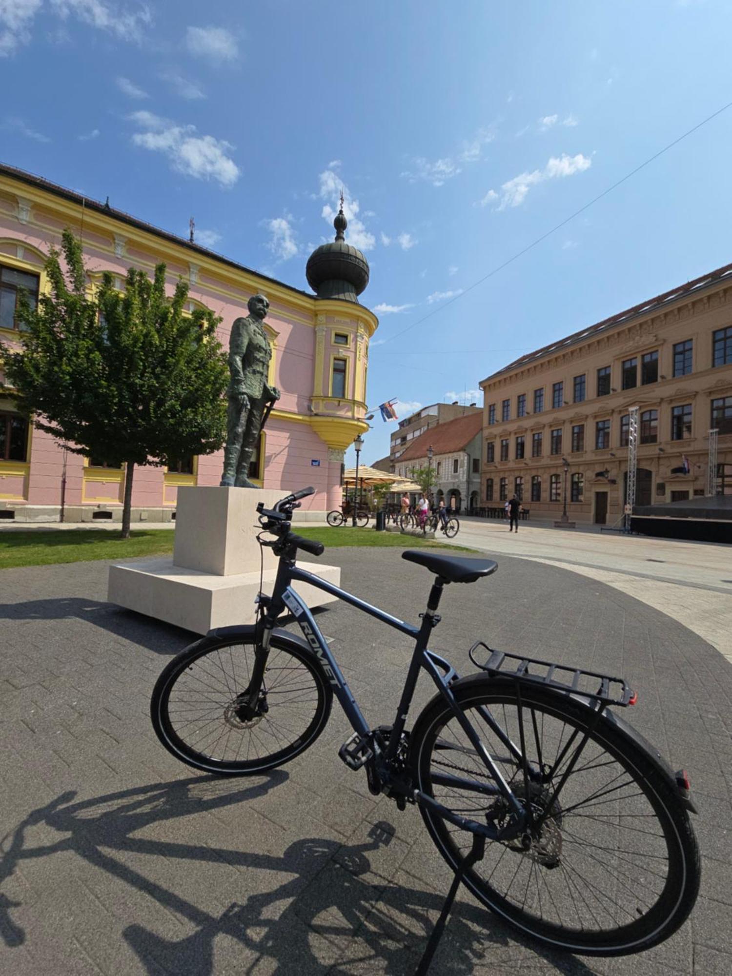 Apartman Valentic Vinkovci Exterior photo